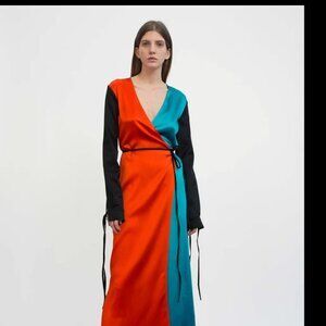 Runway Piece New with tags The Attico Grace color-block satin wrap midi dress.